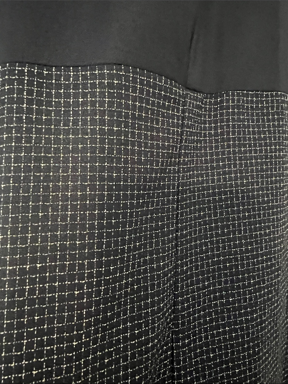 Hugo Boss dress. - Picture 2 of 9